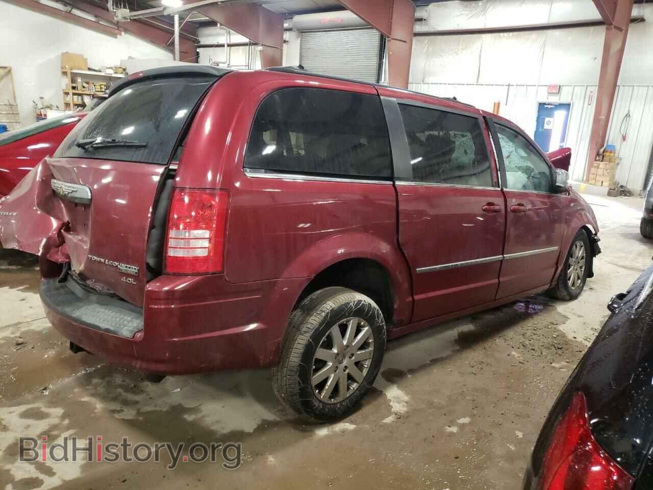 2010 CHRYSLER MINIVAN - VIN: 2A4RR8DX7AR322302 - Фото 3