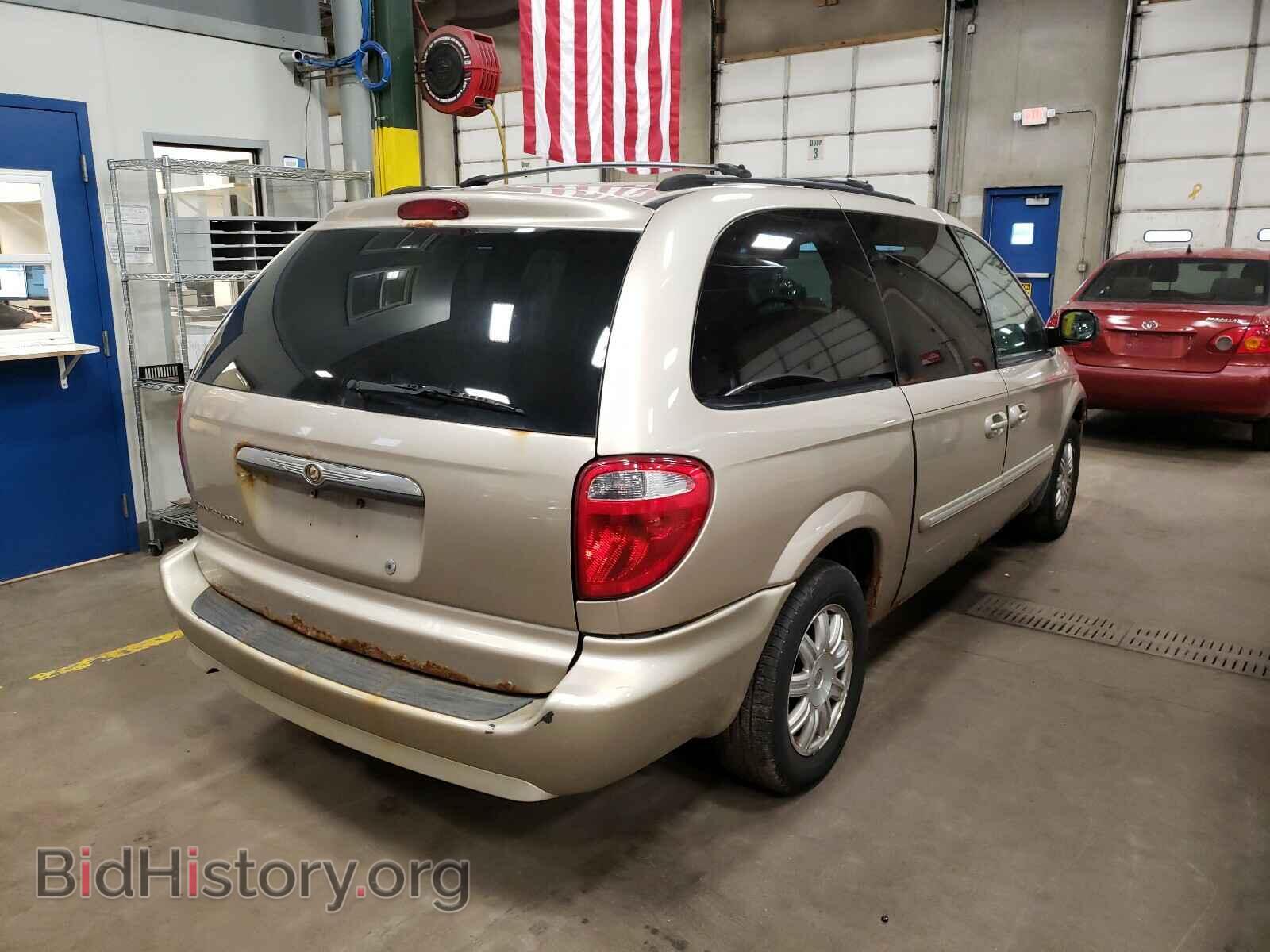 2007 CHRYSLER MINIVAN - VIN: 2A8GP54L17R193442 - Фото 4