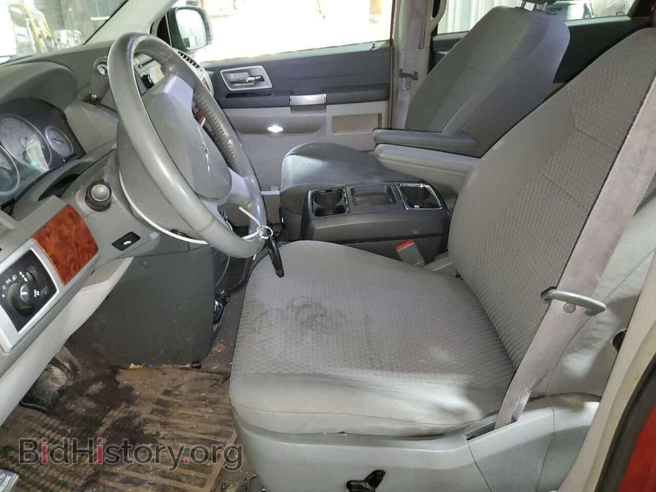 2008 CHRYSLER MINIVAN - VIN: 2A8HR54P58R690741 - Фото 7
