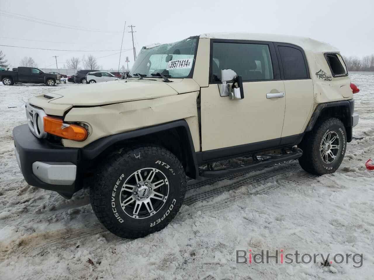 Photo JTEBU11FX8K055024 - TOYOTA FJ CRUISER 2008