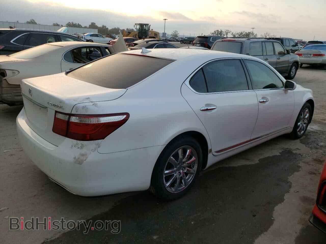 2007 LEXUS LS460 - VIN: JTHGL46F375003981 - Фото 3