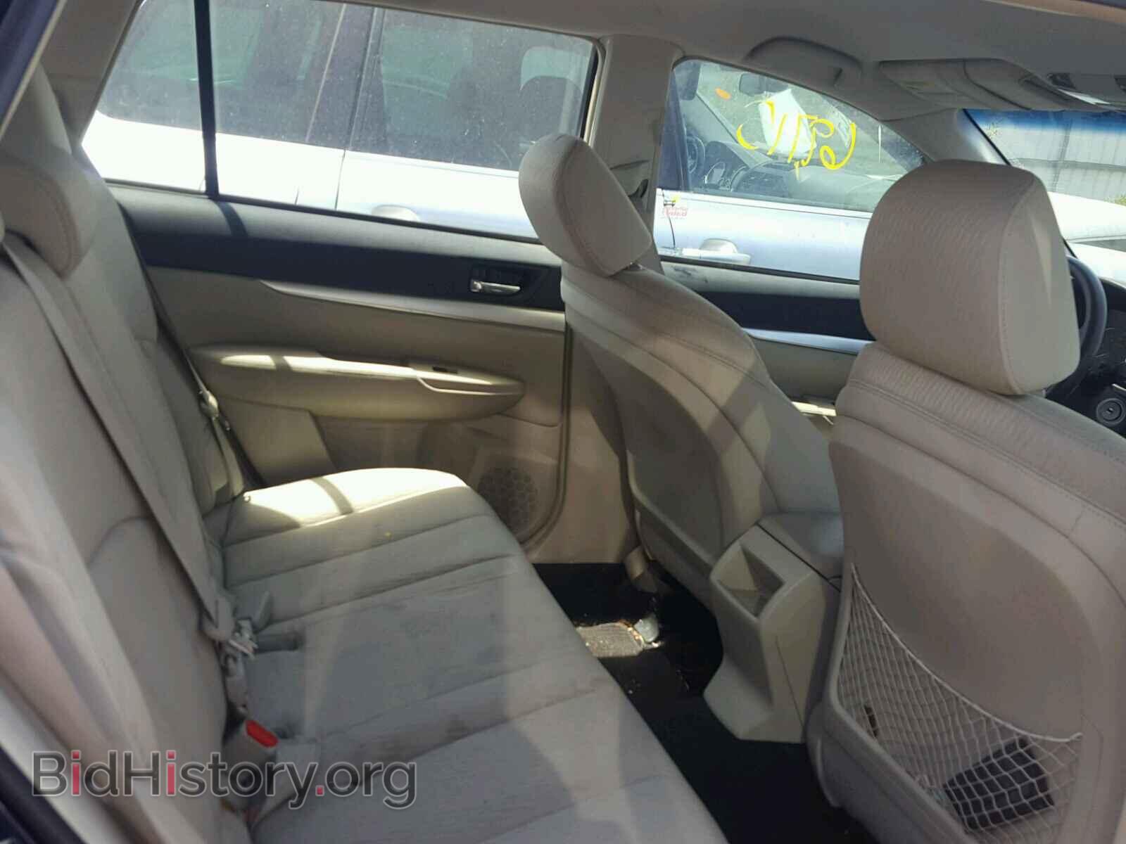 2011 SUBARU OUTBACK - VIN: 4S4BRBAC1B3375749 - Photo 6