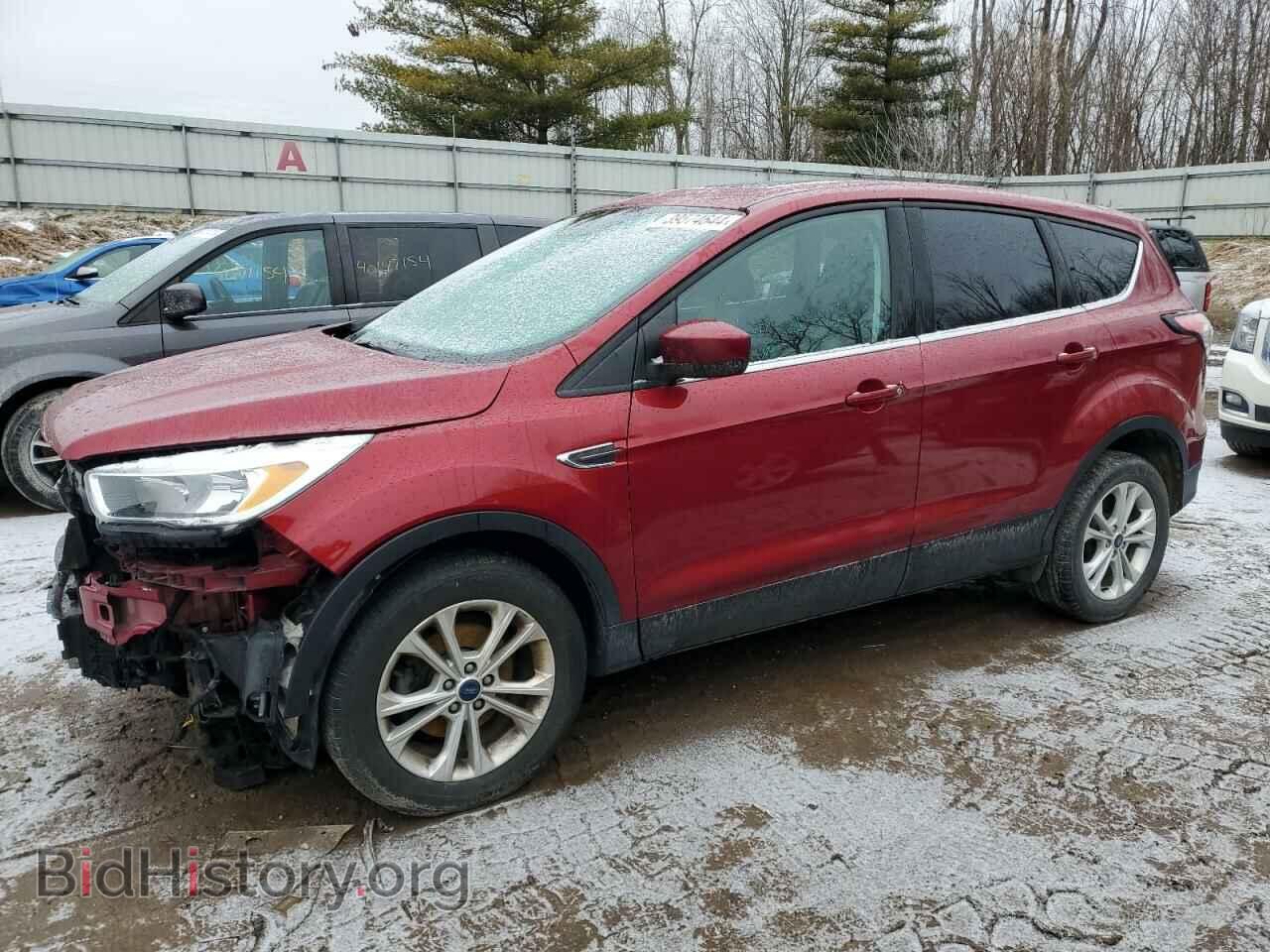 Фотография 1FMCU0GD0HUE70068 - FORD ESCAPE 2017
