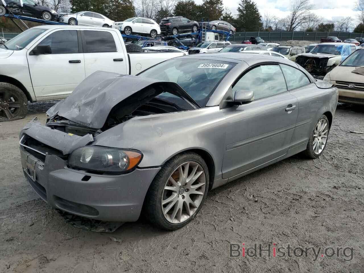 Photo YV1MC682X6J006239 - VOLVO C70 2006