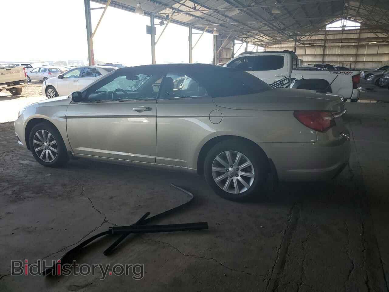 2014 CHRYSLER 200 - VIN: 1C3BCBEB5EN158077 - Фото 2
