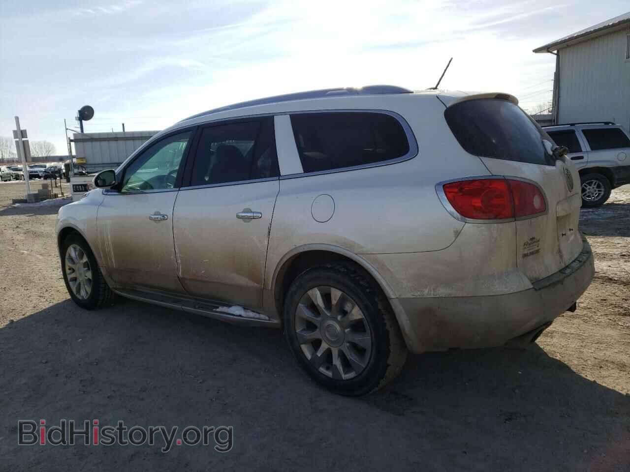 2011 BUICK ENCLAVE - VIN: 5GAKVCEDXBJ367882 - Фото 2