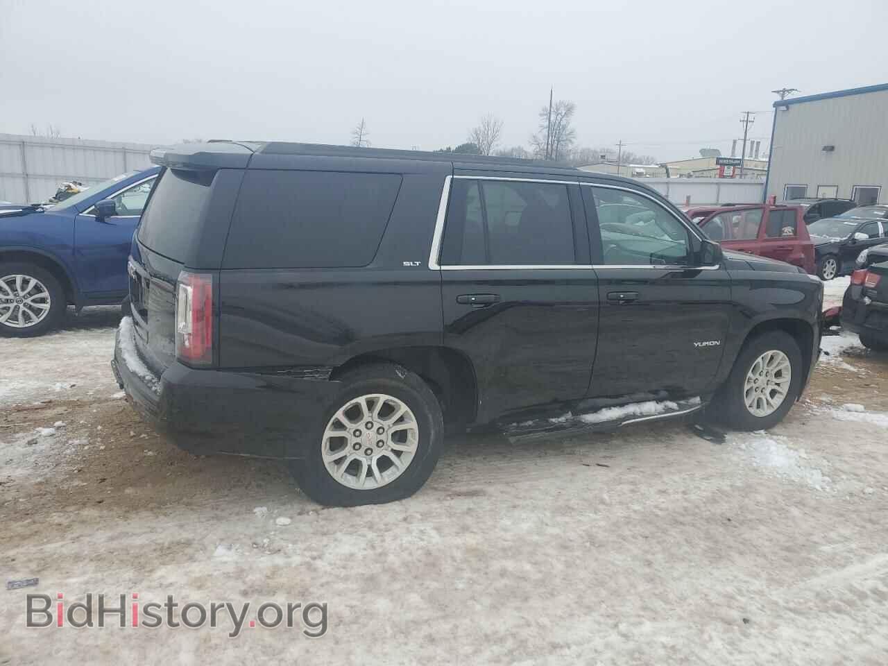 2017 GMC YUKON - VIN: 1GKS2BKC2HR245366 - Фото 3