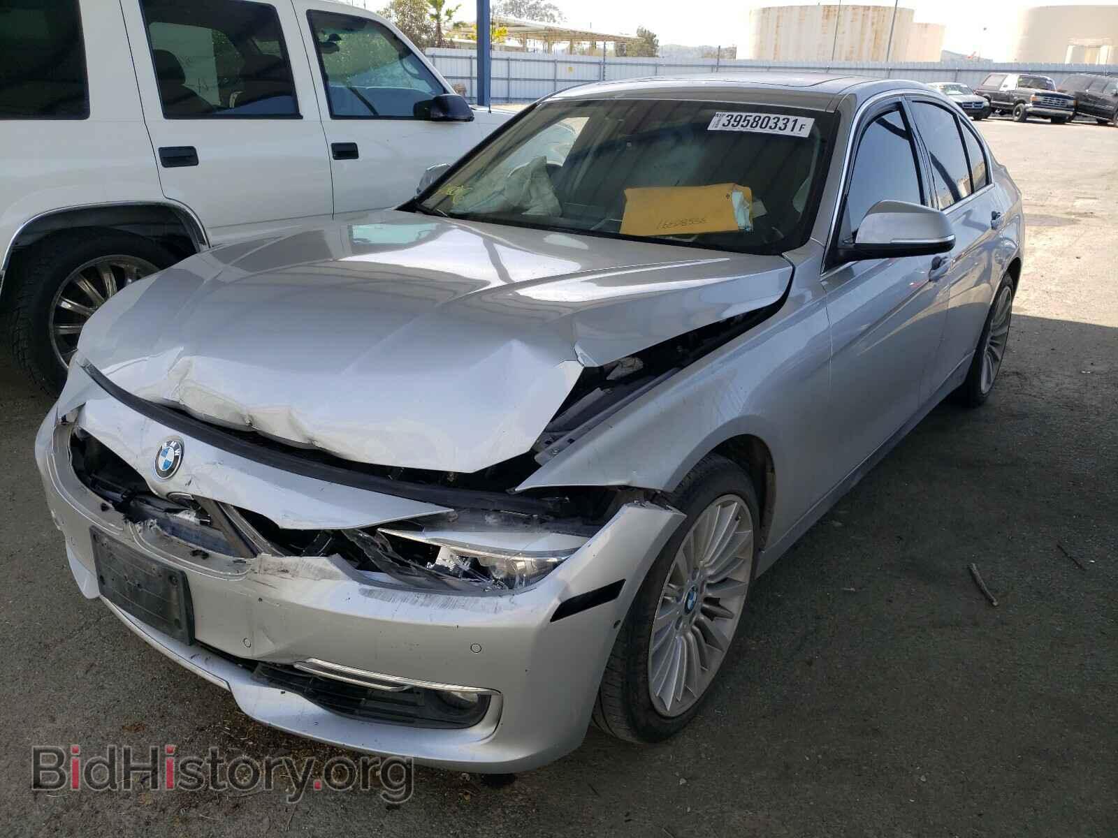 2012 BMW 3 SERIES - VIN: WBA3A5C58CF346617 - Фото 2