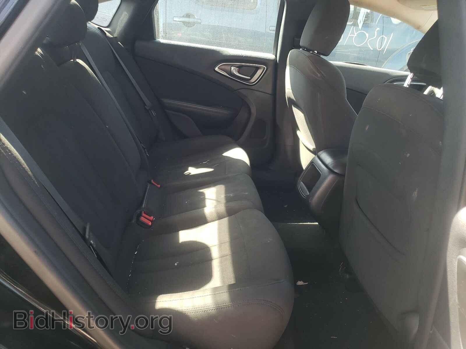 2016 CHRYSLER 200 - VIN: 1C3CCCAB7GN140750 - Photo 6