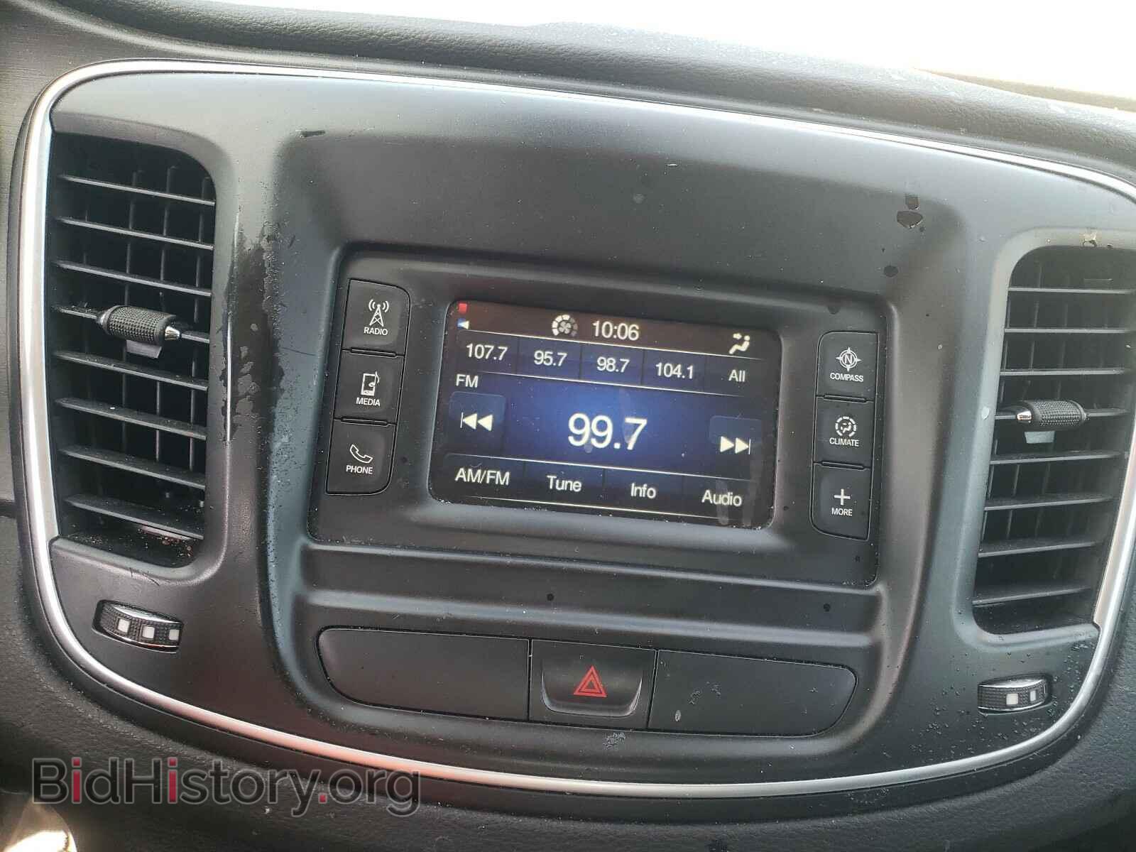 2016 CHRYSLER 200 - VIN: 1C3CCCAB7GN140750 - Photo 9