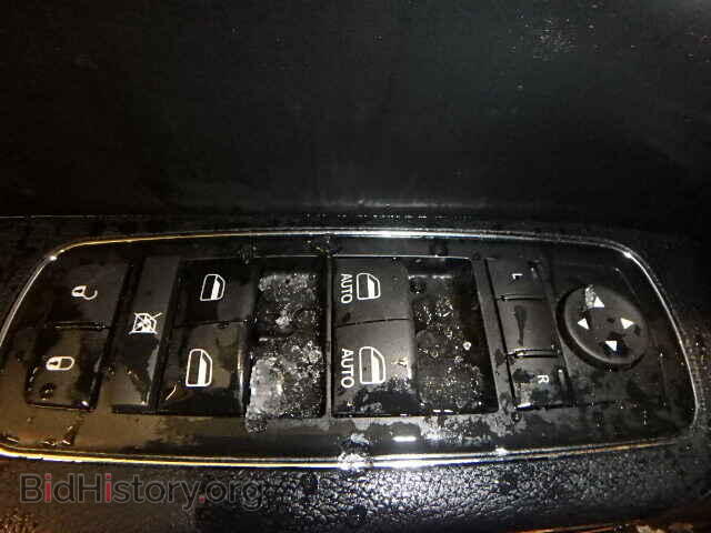 2014 CHRYSLER 300 - VIN: 2C3CCAGG4EH311984 - Фото 9