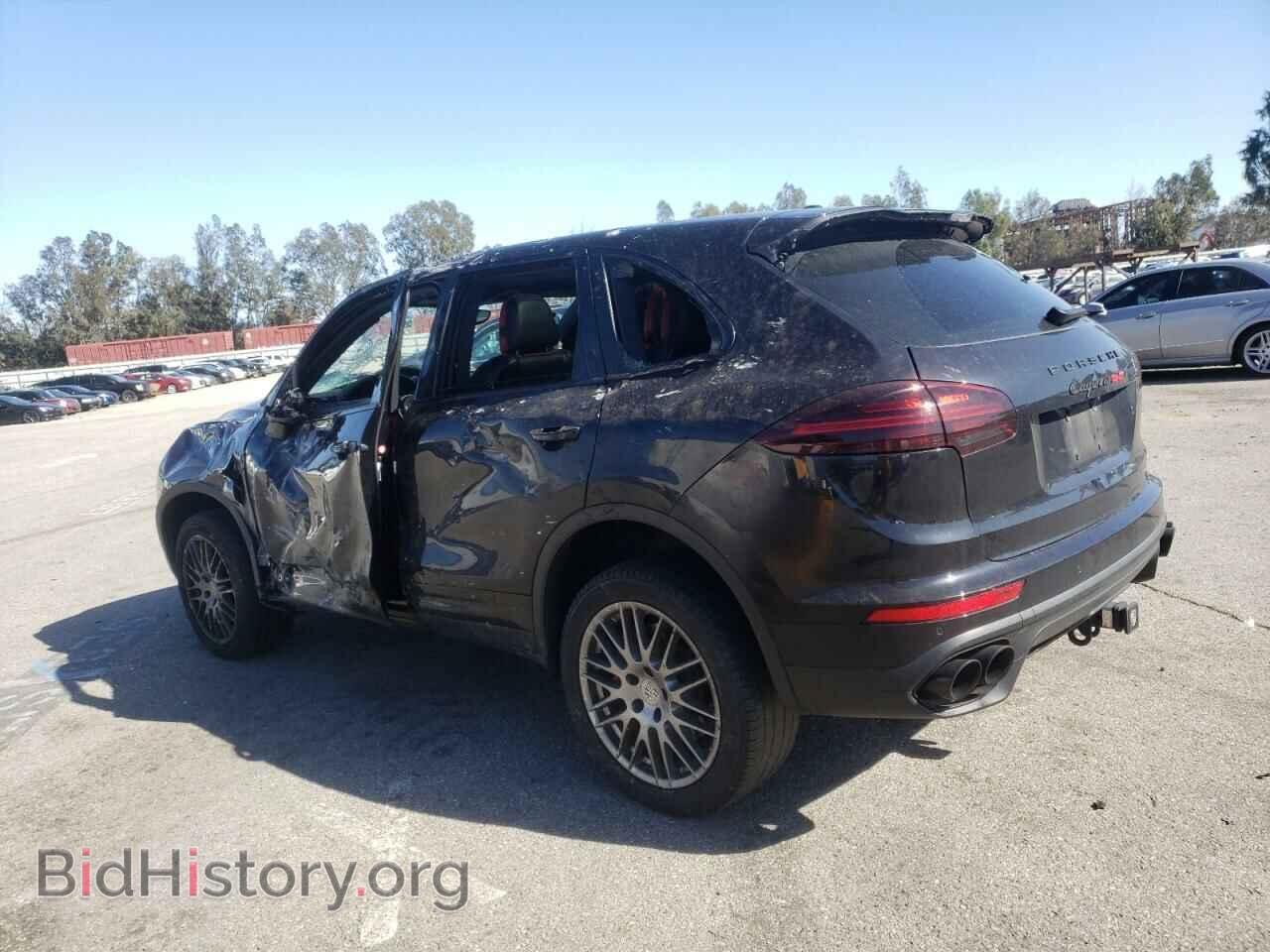 2016 PORSCHE CAYENNE - VIN: WP1AC2A2XGLA89185 - Фото 2
