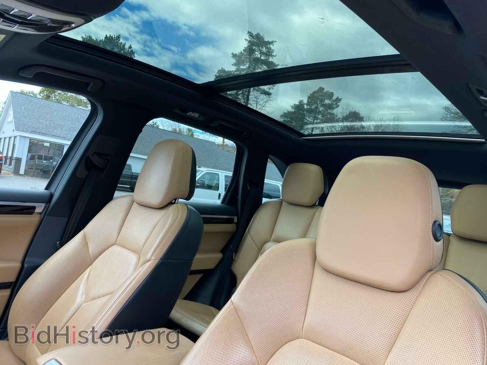 2016 PORSCHE CAYENNE - VIN: WP1AA2A24GLA08686 - Фото 9