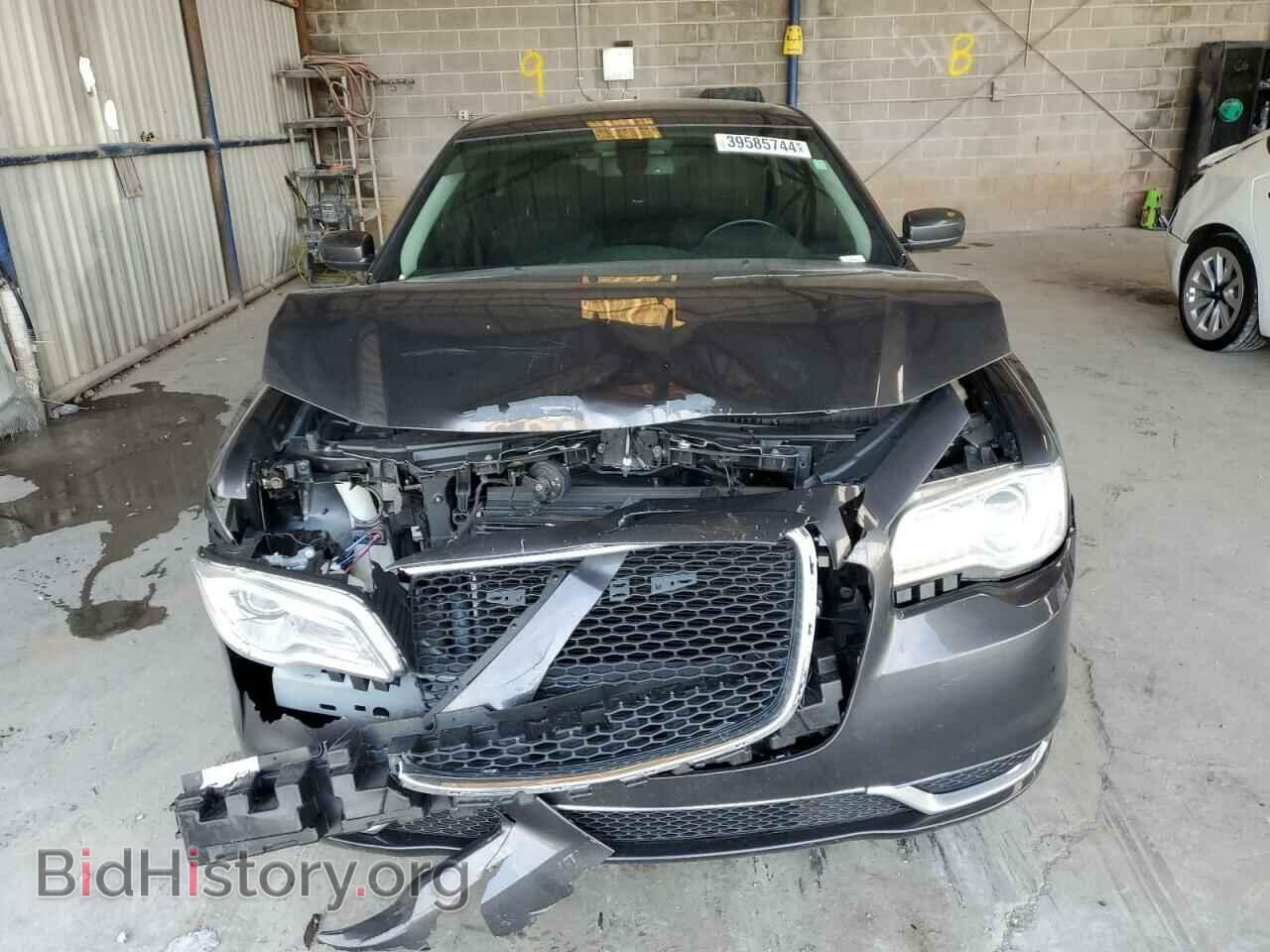 2018 CHRYSLER 300 - VIN: 2C3CCAAG3JH320260 - Фото 5