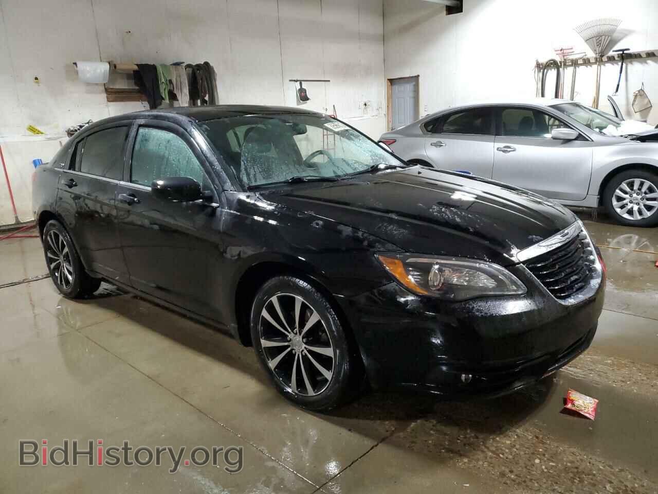 2011 CHRYSLER 200 - VIN: 1C3BC8FG2BN597312 - Фото 4