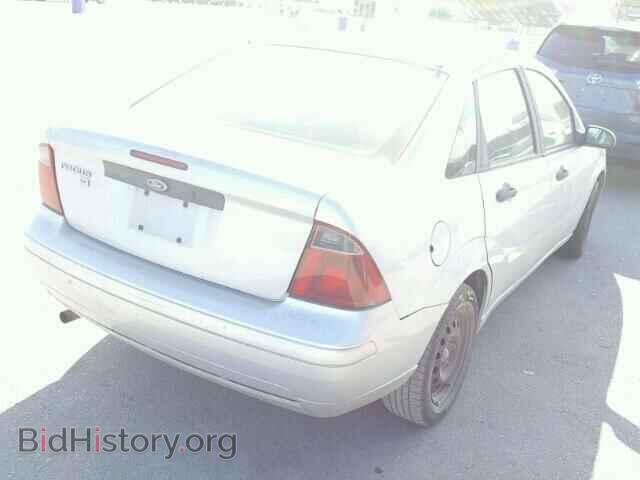 2007 FORD FOCUS - VIN: 1FAHP34N17W199451 - Photo 4
