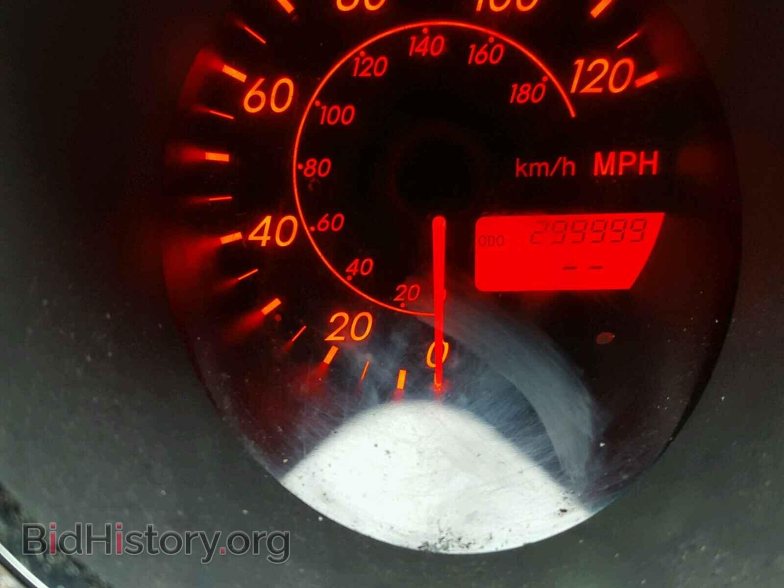 2003 TOYOTA COROLLA - VIN: 2T1KR32E33C048059 - Фото 2