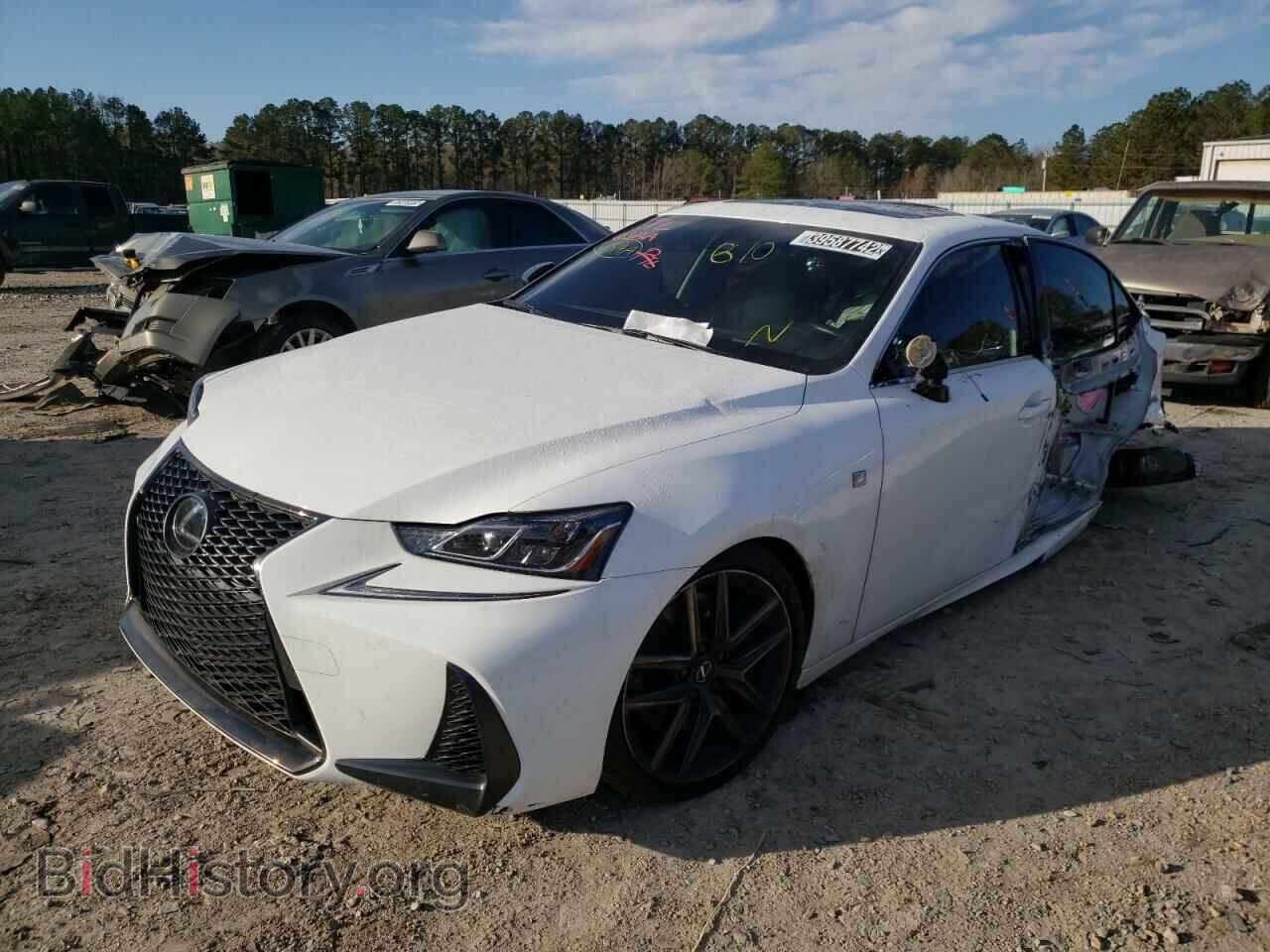 2020 LEXUS IS - VIN: JTHGA1D27L5107033 - Фото 2
