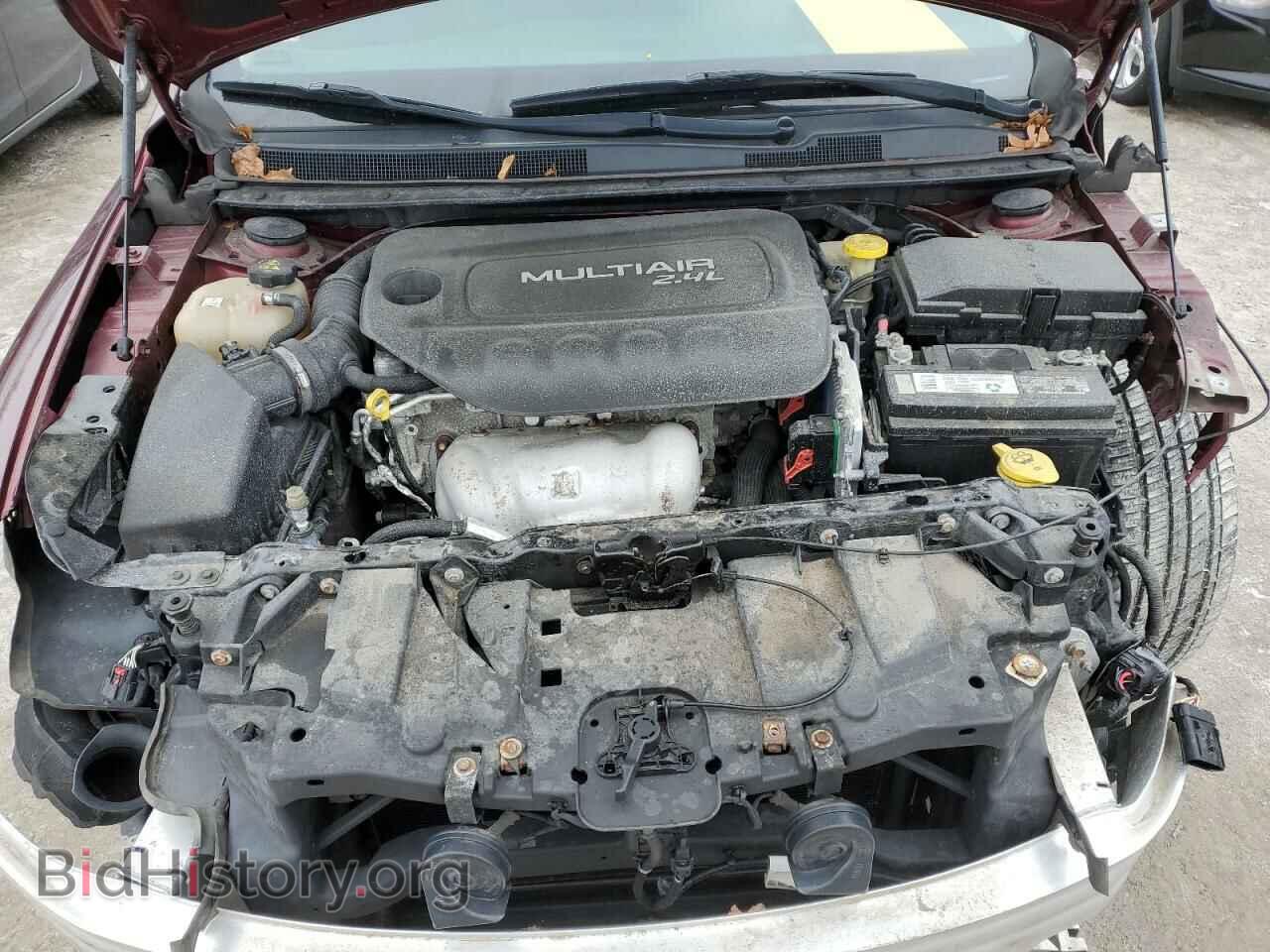 2016 CHRYSLER 200 - VIN: 1C3CCCAB3GN154452 - Фото 11