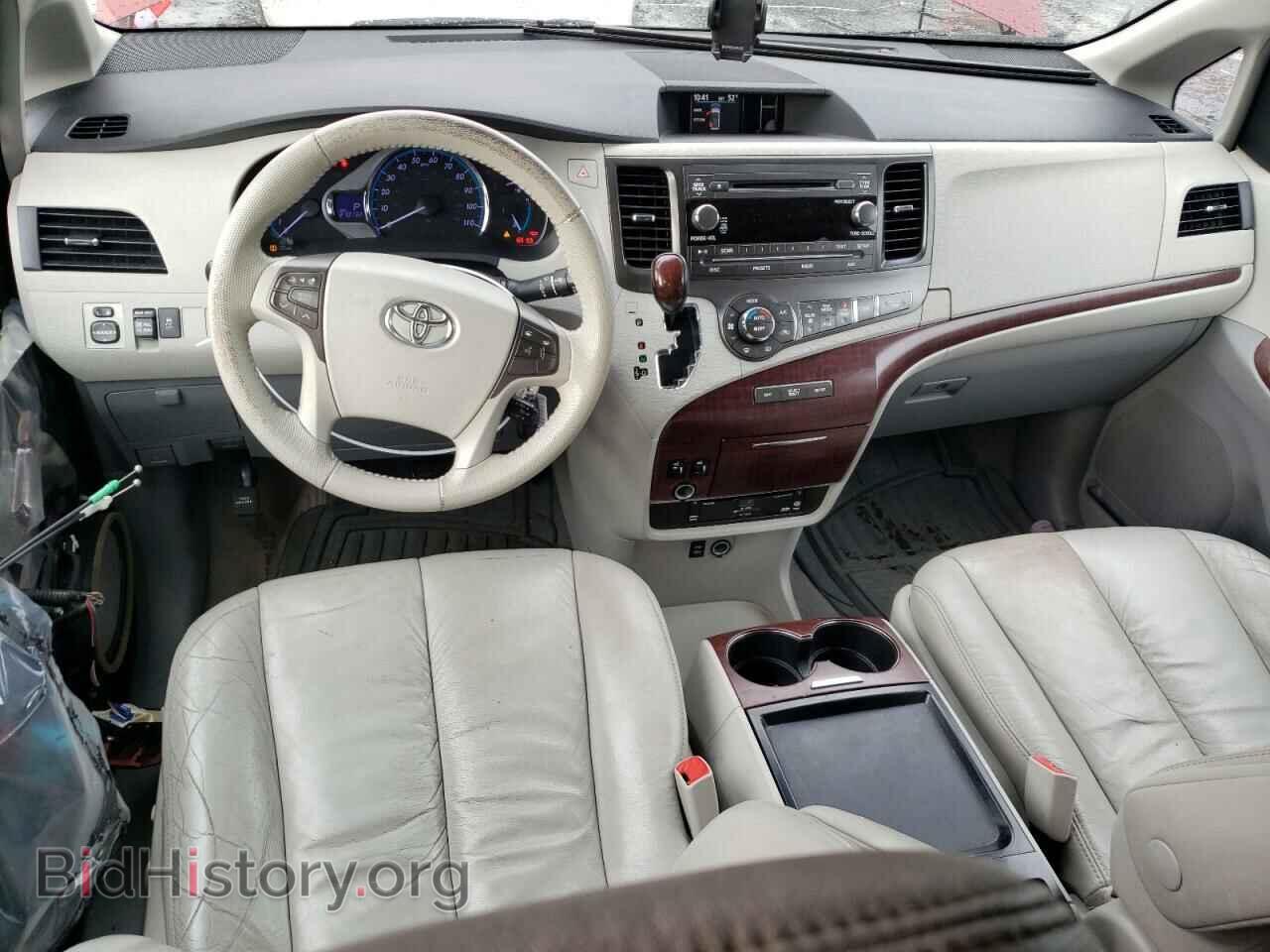 2011 TOYOTA All Models - VIN: 5TDYK3DC4BS049818 - Photo 8