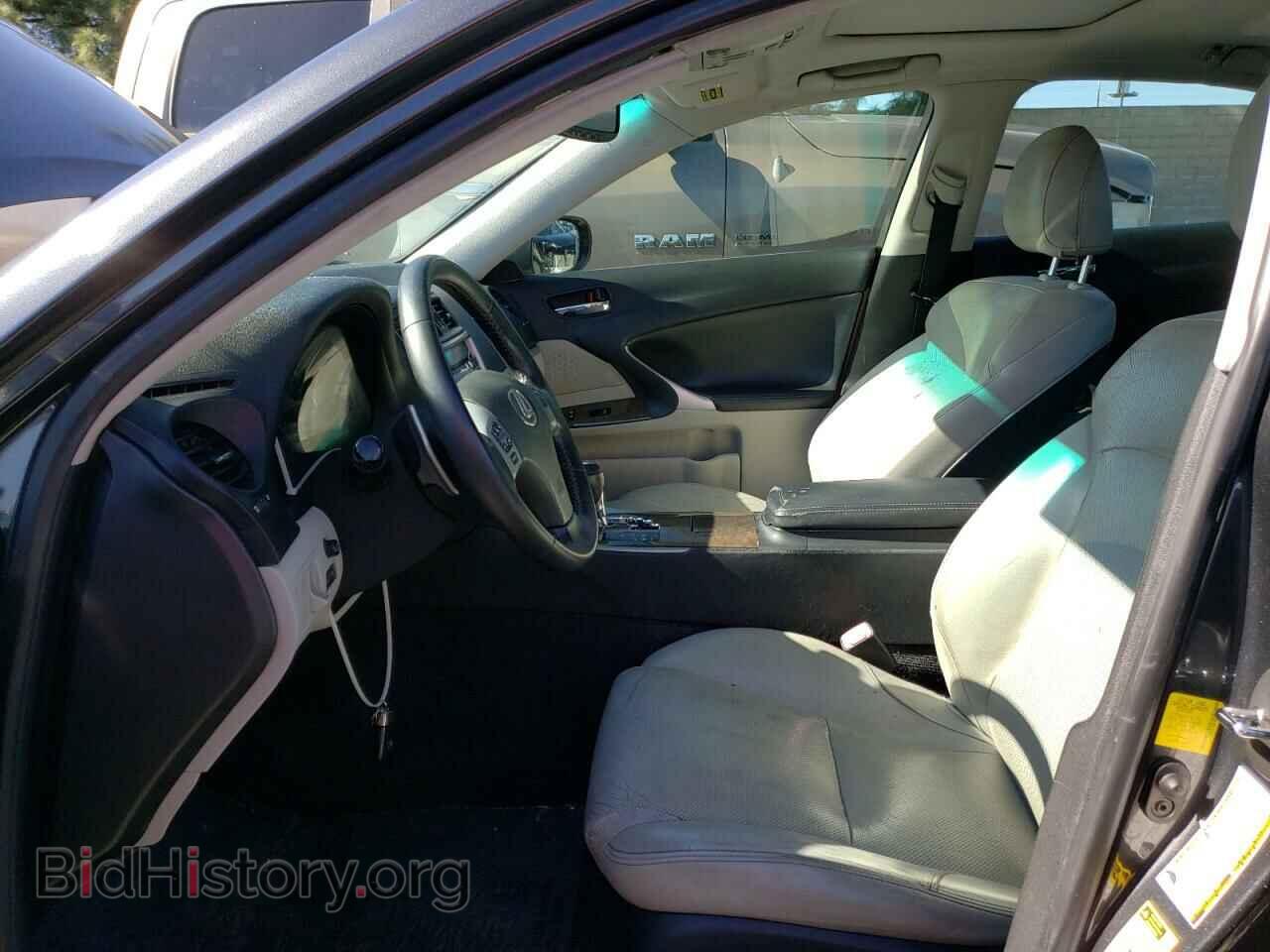 2011 LEXUS IS - VIN: JTHBF5C21B5145151 - Фото 7
