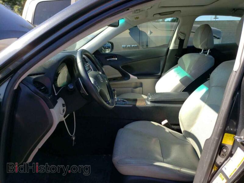 2011 Lexus IS (VIN JTHBF5C21B5145151) — photo 7 of 12