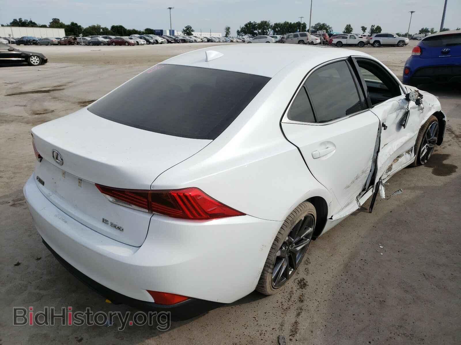 2018 LEXUS IS - VIN: JTHBA1D25J5066747 - Фото 4