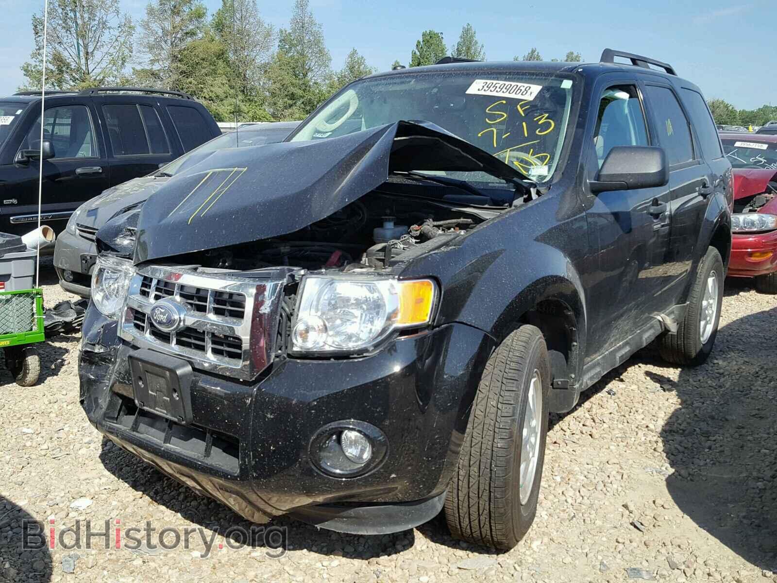 2011 FORD ESCAPE - VIN: 1FMCU0D70BKB83539 - Фото 2