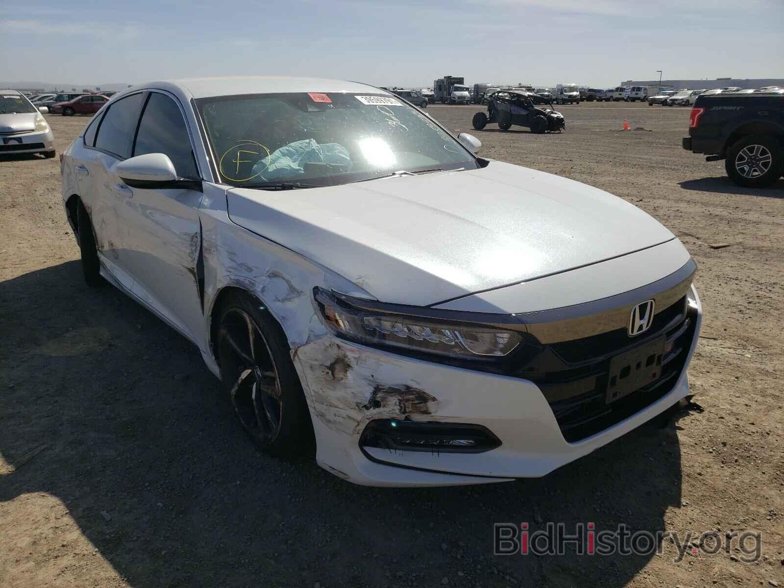 Фотография 1HGCV1E3XKA068800 - HONDA ACCORD 2019