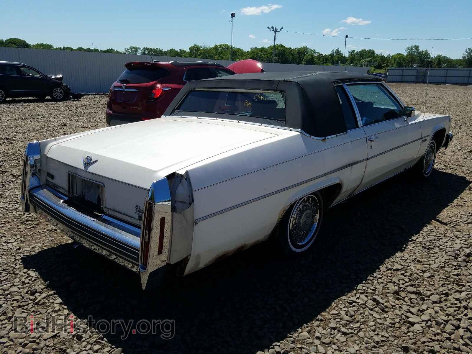 1983 CADILLAC DEVILLE - VIN: 1G6AD4789D9184337 - Фото 4