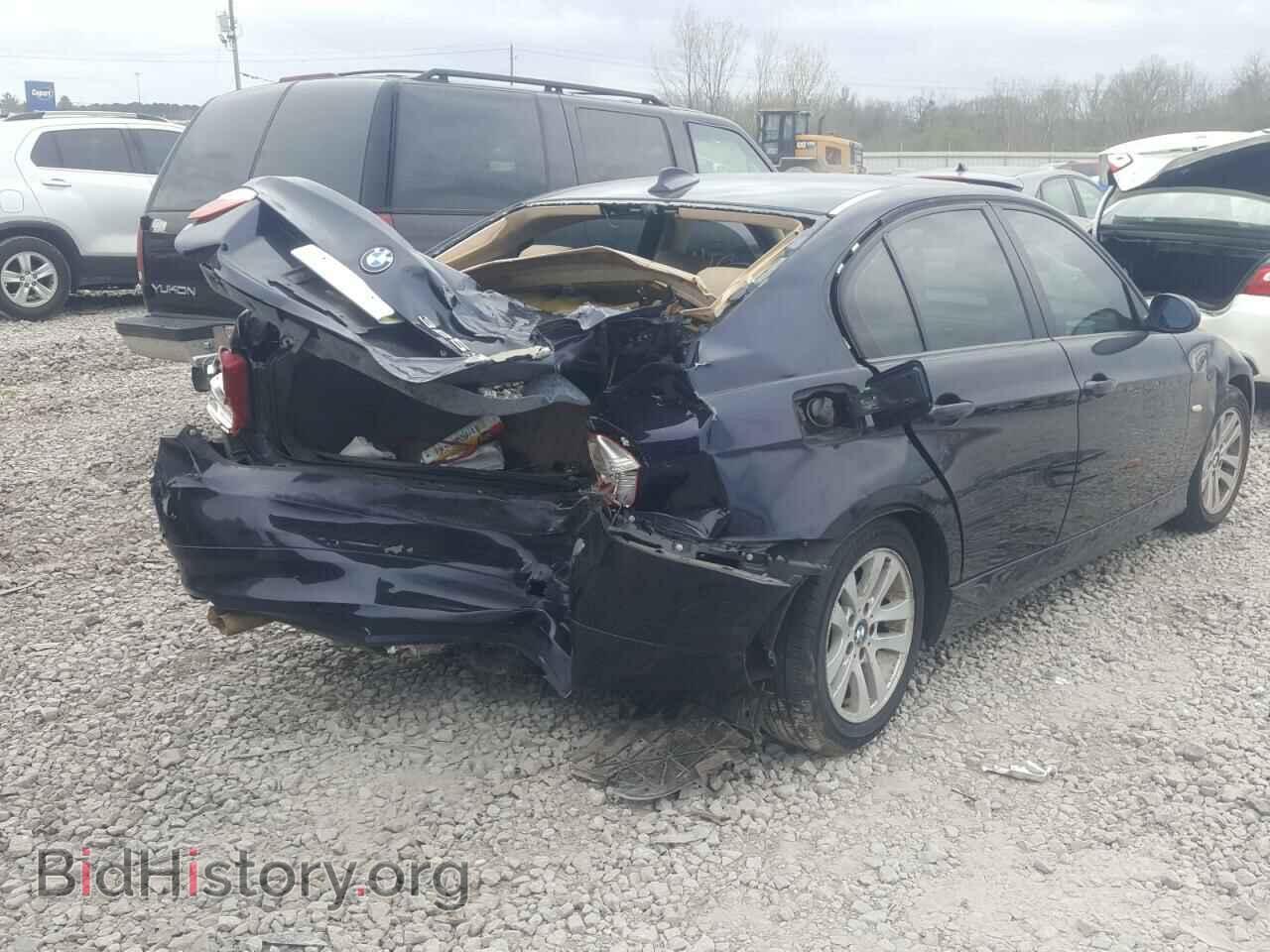 2006 BMW 3 SERIES - VIN: WBAVD13576KV00691 - Фото 4