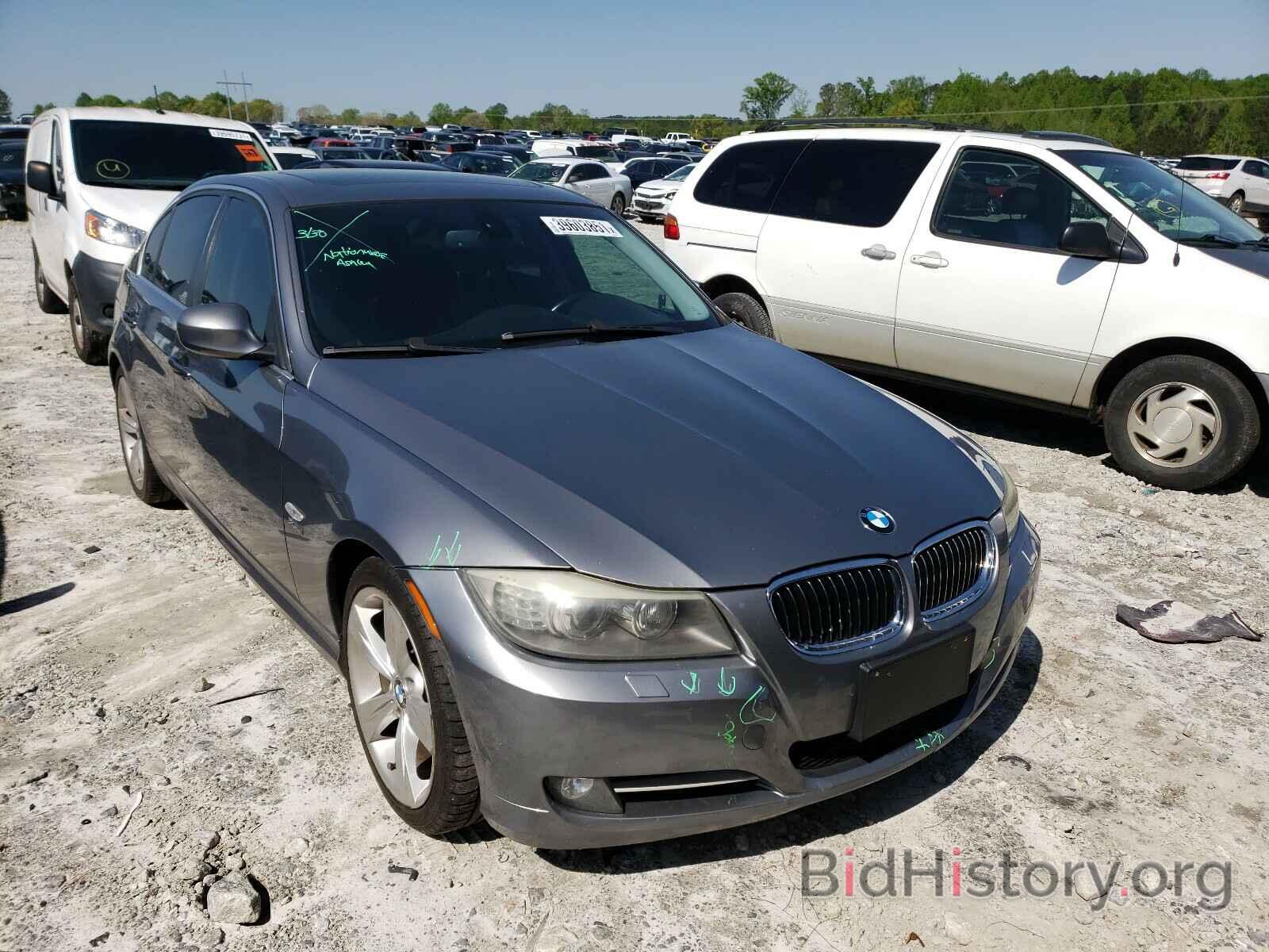 Photo WBAPL33539A404817 - BMW 3 SERIES 2009