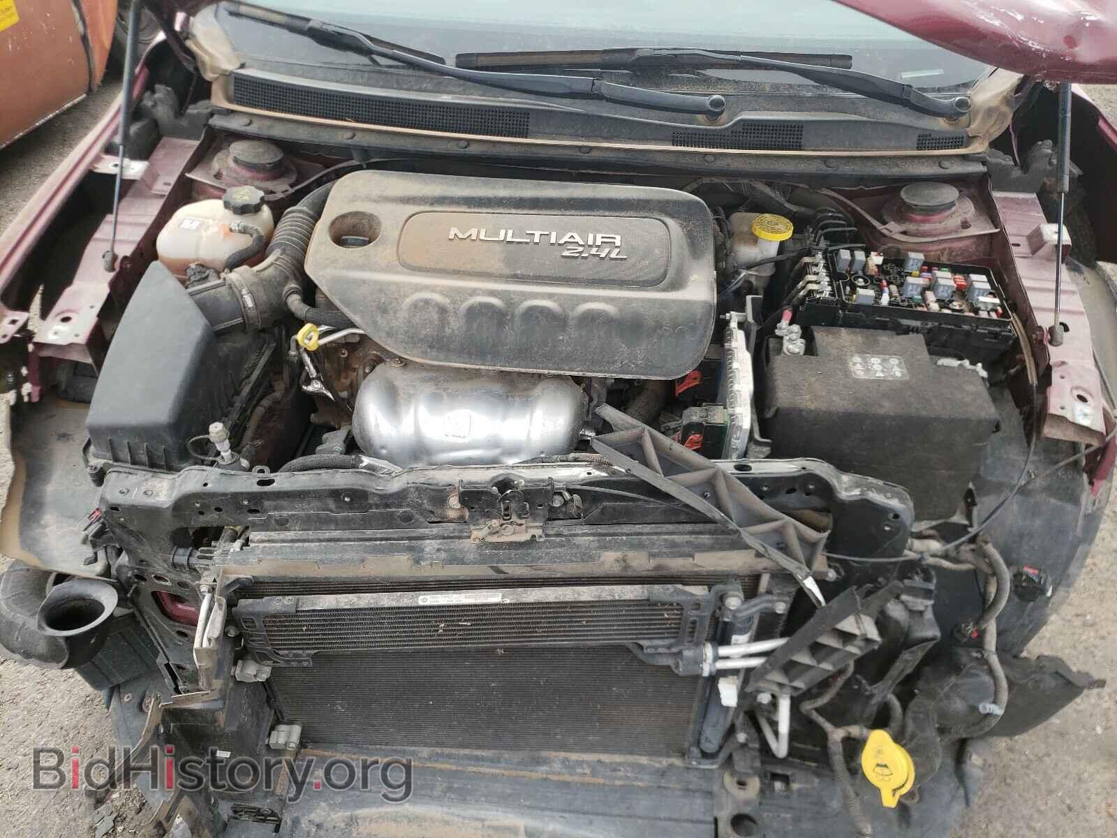 2016 CHRYSLER 200 - VIN: 1C3CCCAB8GN126405 - Фото 7