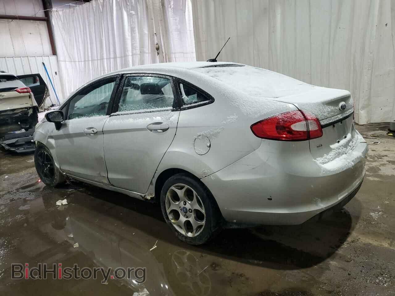 2011 FORD FIESTA - VIN: 3FADP4CJ9BM212913 - Фото 2