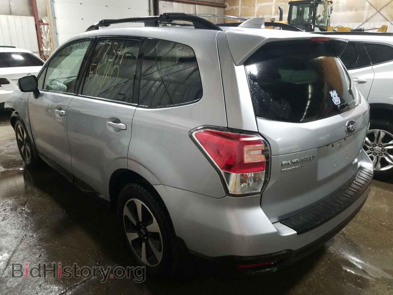 2017 SUBARU FORESTER - VIN: JF2SJAEC2HH472424 - Фото 3