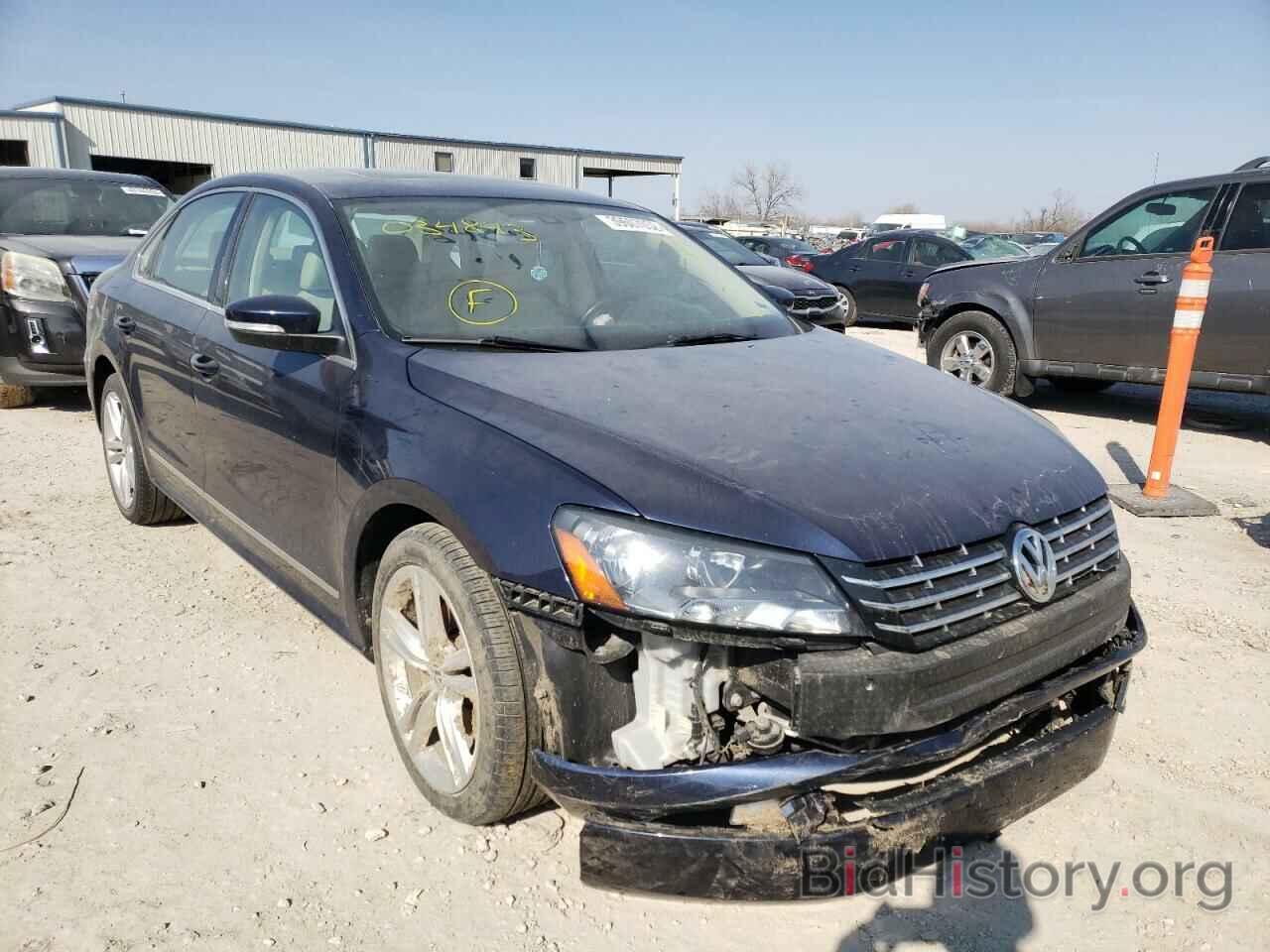 Photo 1VWCN7A37DC034843 - VOLKSWAGEN PASSAT 2013