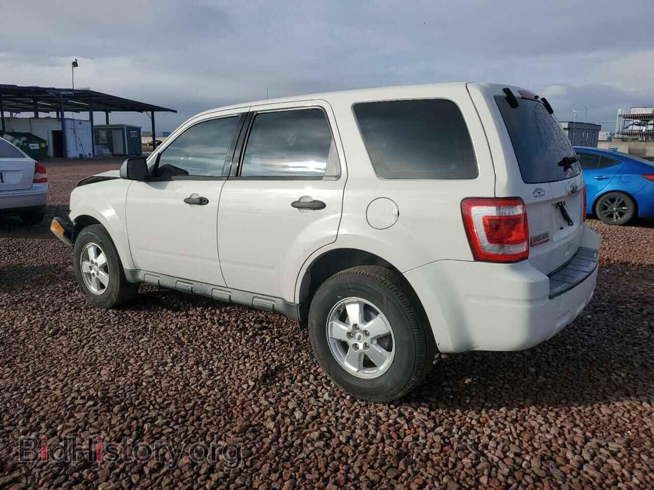 2010 FORD ESCAPE - VIN: 1FMCU0C75AKA63400 - Фото 2