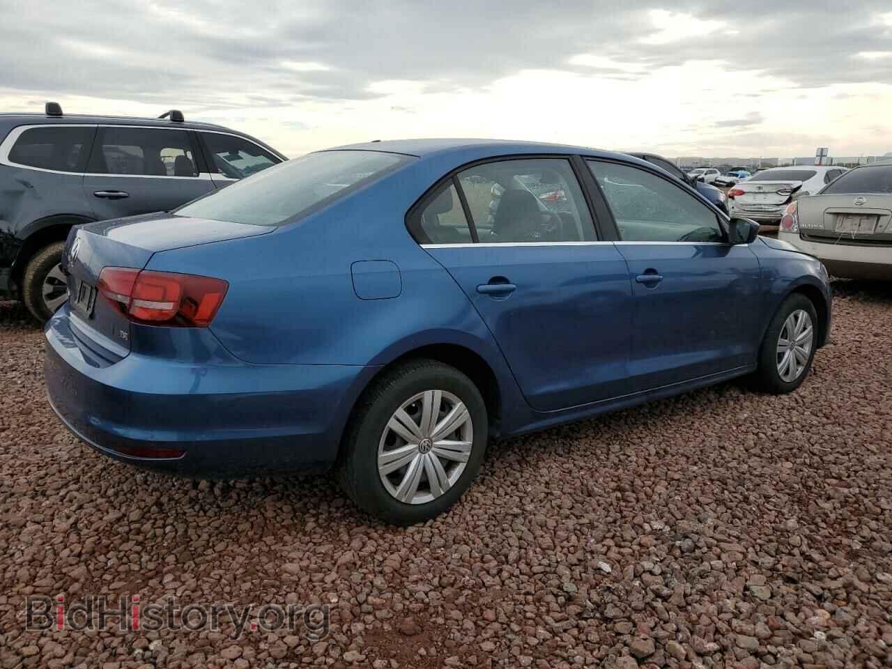 2017 VOLKSWAGEN JETTA - VIN: 3VW2B7AJ1HM412811 - Фото 3