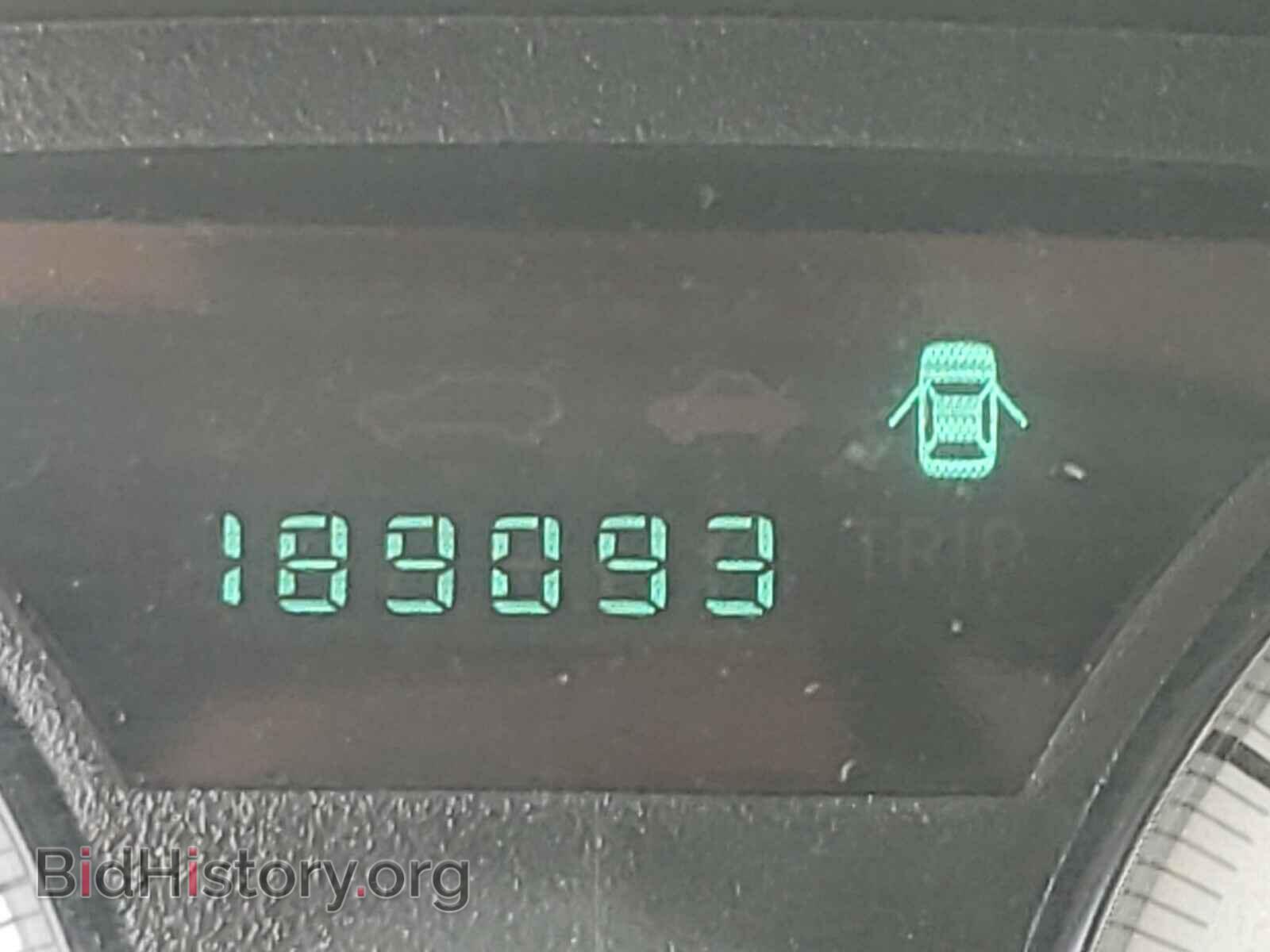 2010 CHRYSLER 300 - VIN: 2C3CA5CV8AH105997 - Фото 8