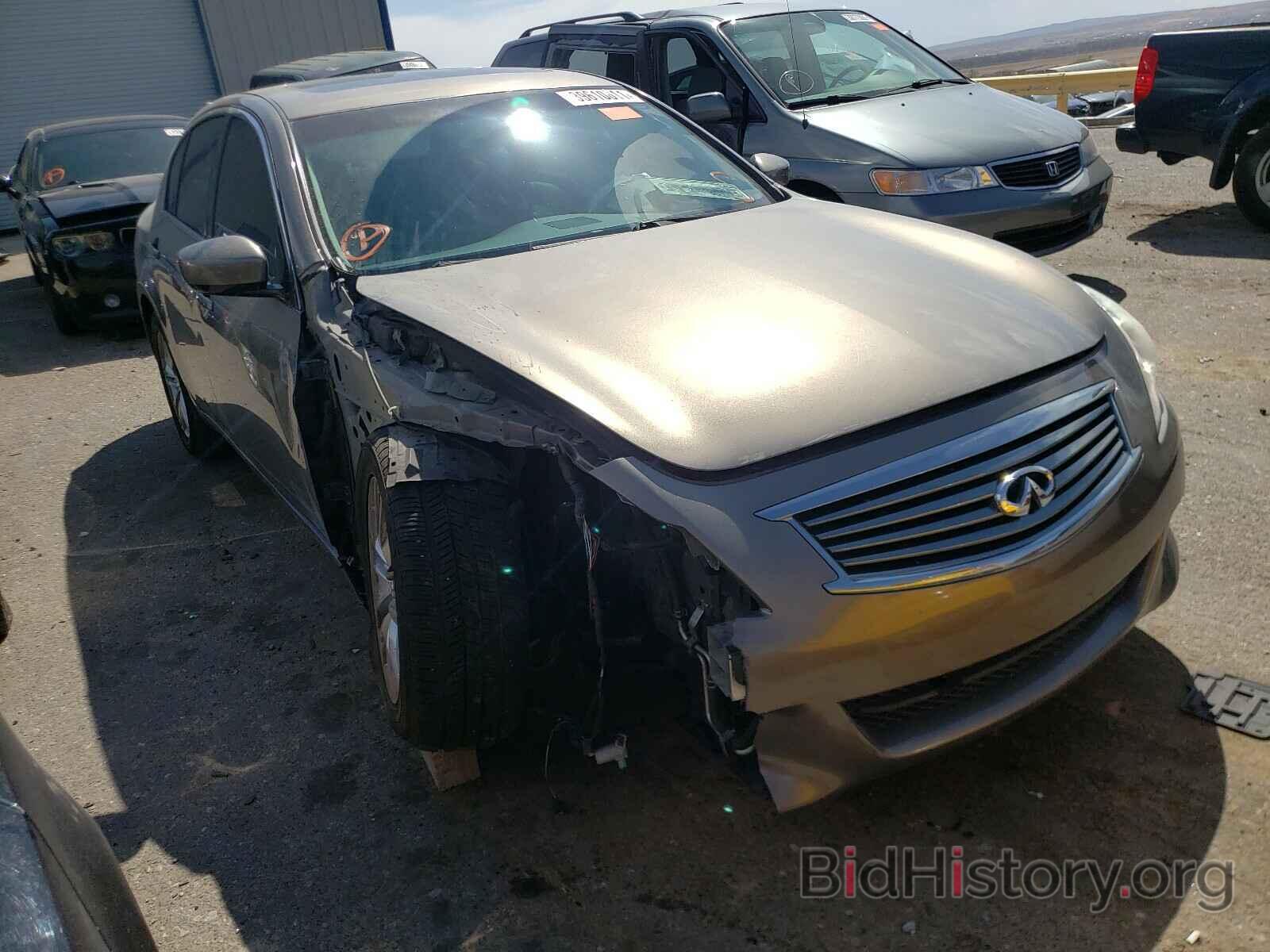 Photo JN1CV6AR1DM352391 - INFINITI G37 2013