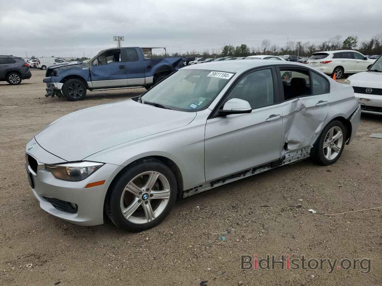 Photo WBA3B1G50FNT64779 - BMW 3 SERIES 2015