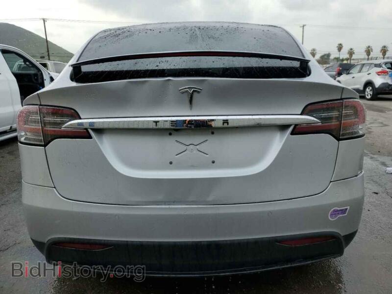 2018 Tesla MODEL X (VIN 5YJXCDE23JF121311) — photo 6 of 12