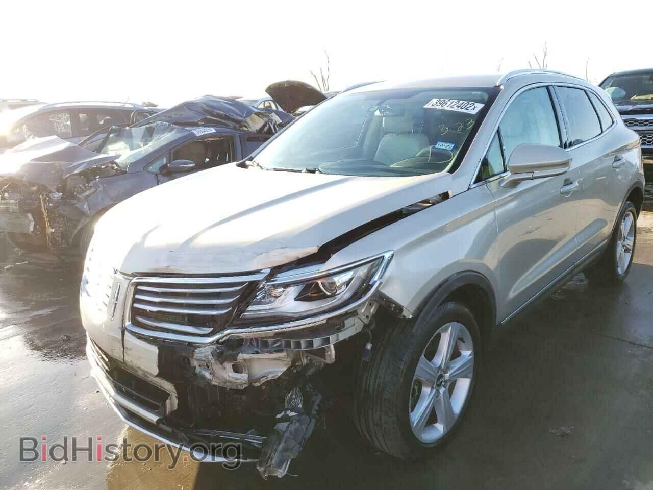 2017 LINCOLN MKC - VIN: 5LMCJ1C96HUL02027 - Photo 2