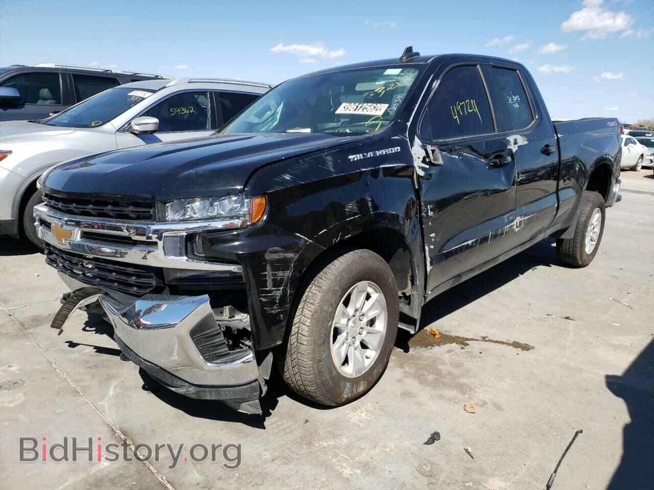 2020 CHEVROLET SILVERADO - VIN: 1GCRYDED6LZ266996 - Фото 2