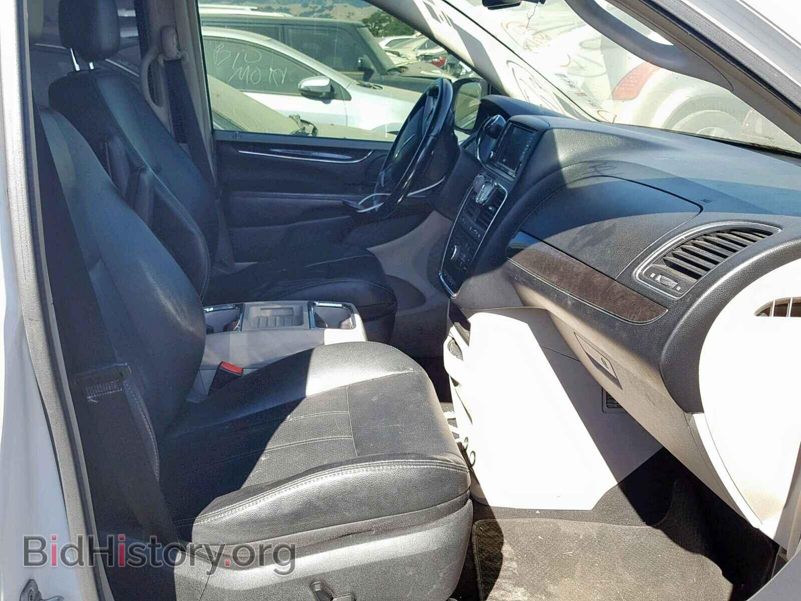 2012 CHRYSLER TOWN & COU - VIN: 2C4RC1BG5CR210330 - Фото 5