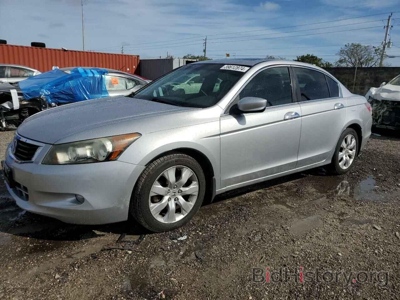 Photo 1HGCP3F88AA017942 - HONDA ACCORD 2010