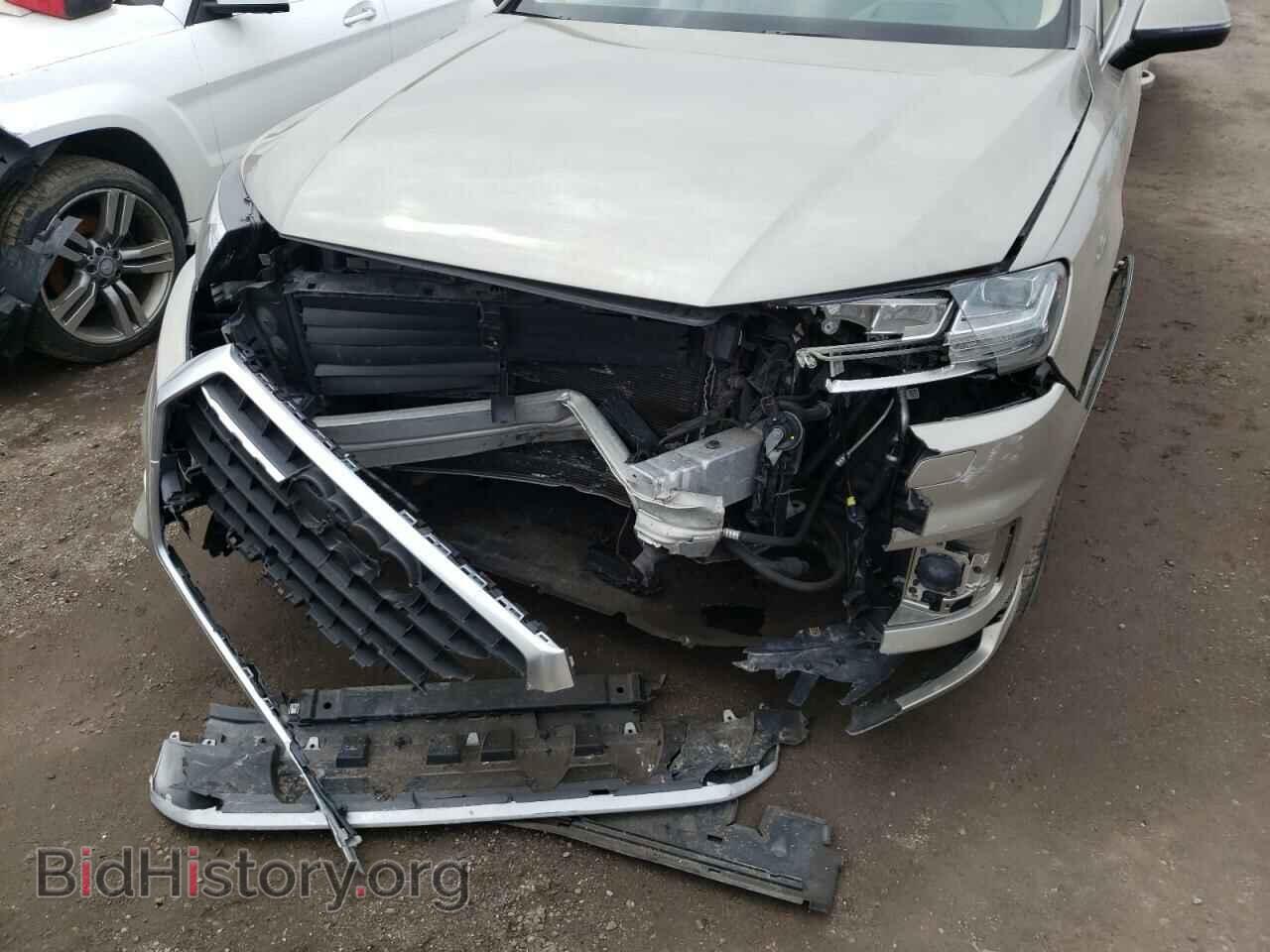2017 AUDI Q7 - VIN: WA1VAAF76HD026596 - Фото 9