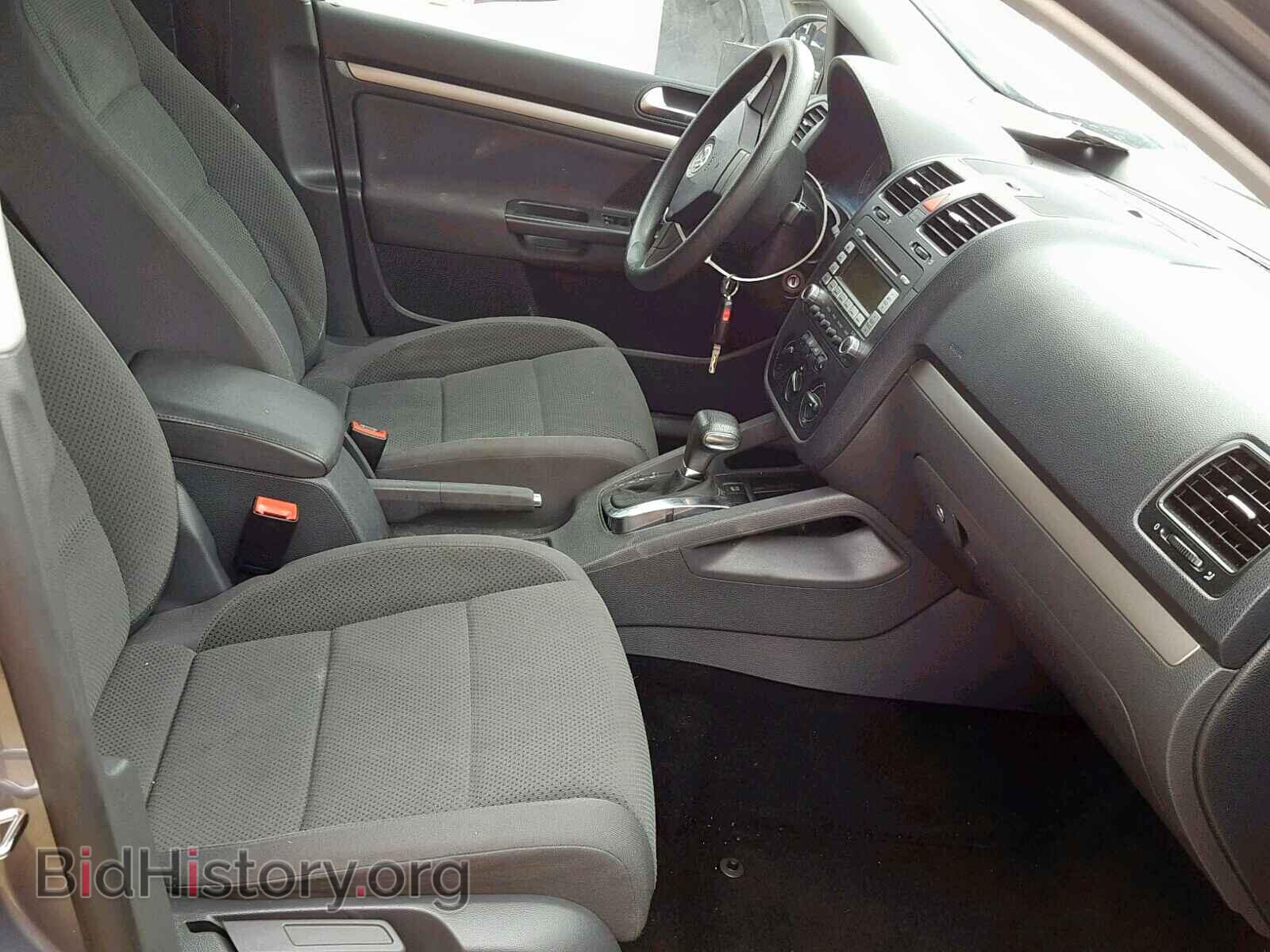 2009 VOLKSWAGEN RABBIT - VIN: WVWDB71K69W068074 - Фото 5