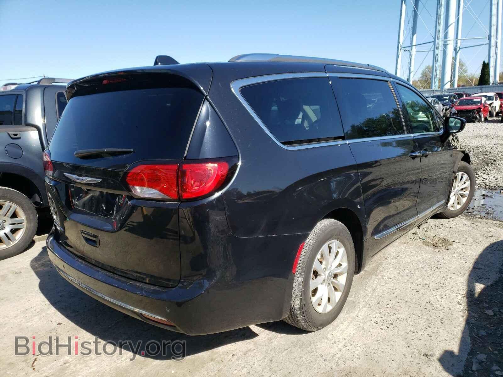2018 CHRYSLER PACIFICA - VIN: 2C4RC1BG4JR257183 - Фото 4