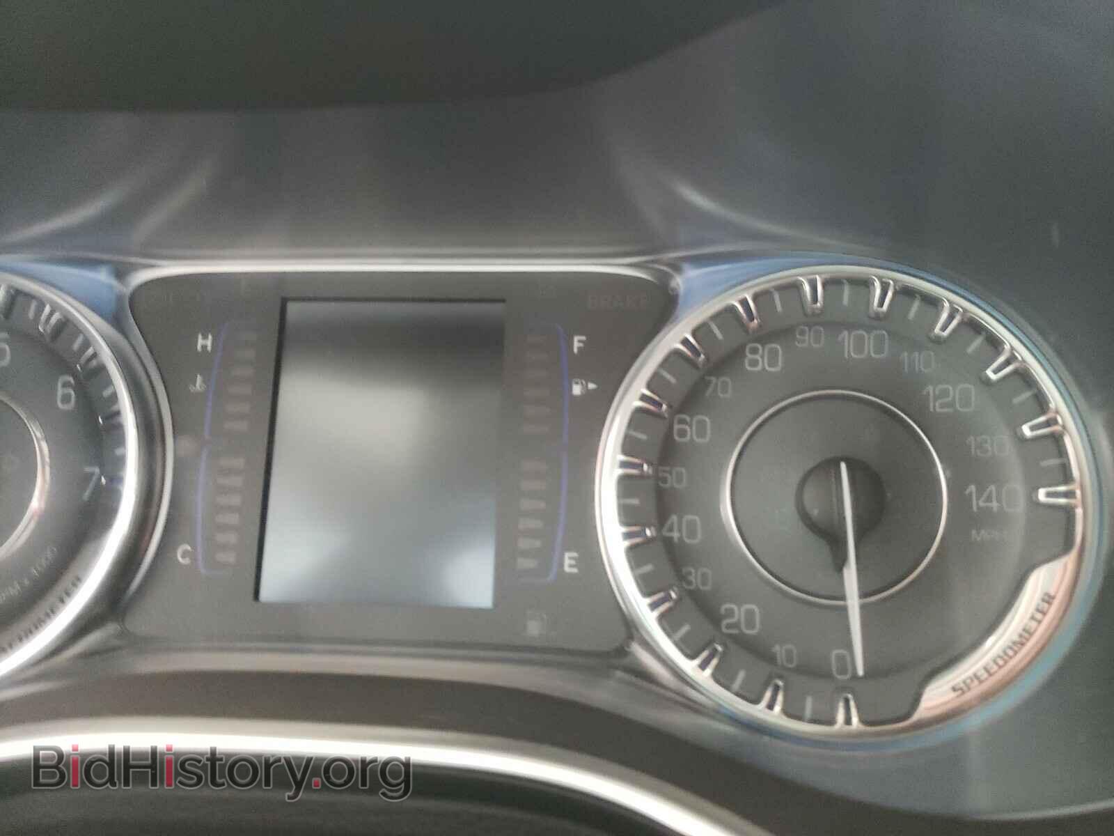 2016 CHRYSLER 200 - VIN: 1C3CCCABXGN145621 - Фото 8